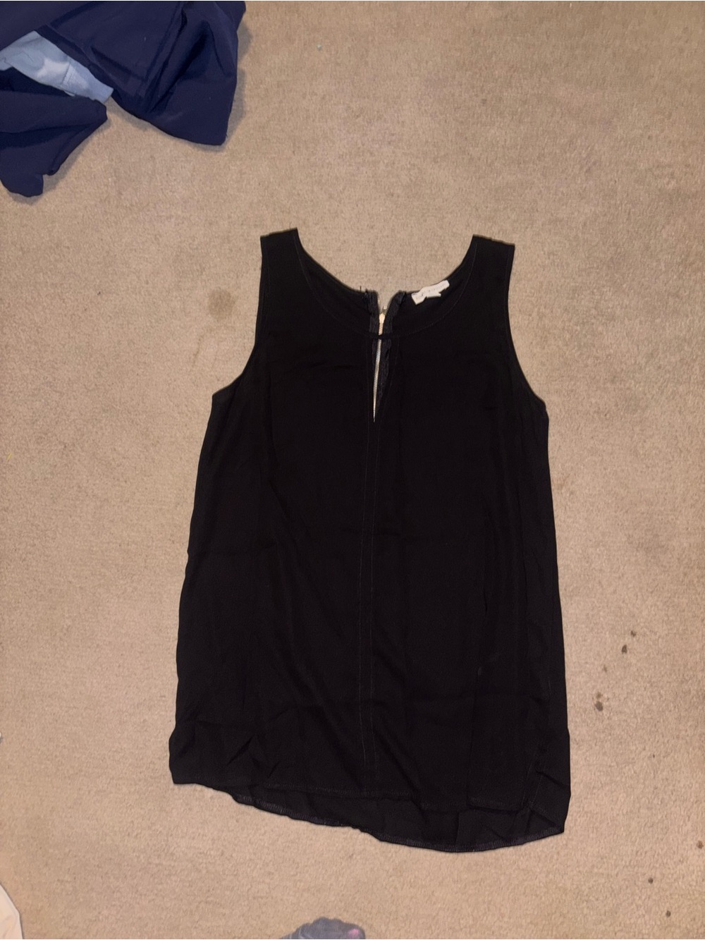 Zenana Outfitters Black Sleeveless Zip-Back Tank Top